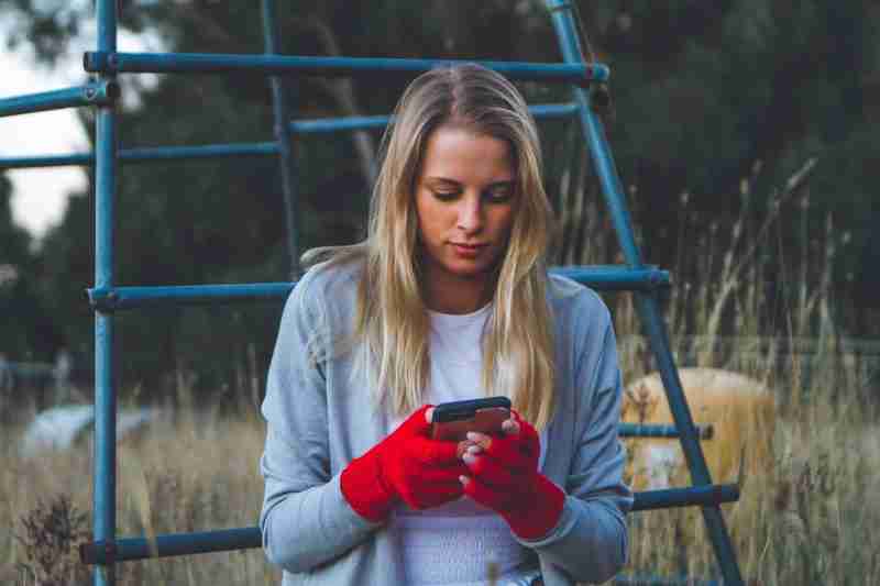 Red EasyFit FingerTip Gloves