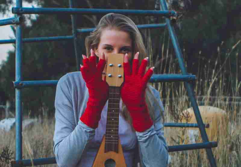 Red EasyFit FingerTip Gloves