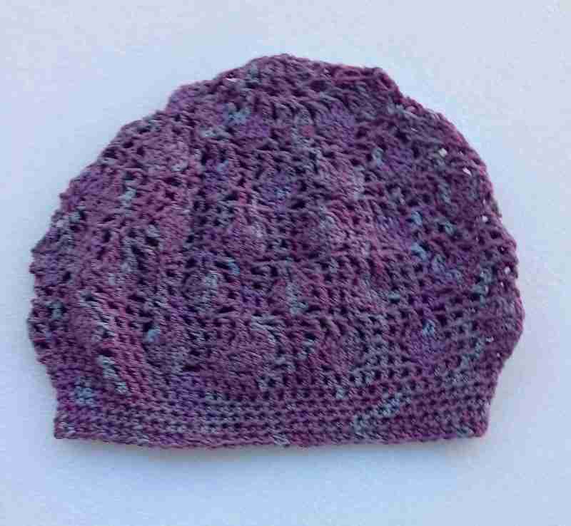 Rapt-Hearts-Beanie-Crochet-Pattern-from-ReVe-Design-Co---Flat-Lay-in-Mauves