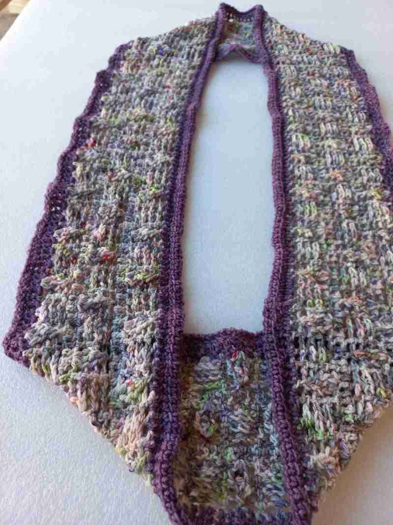 Dew Drops Cowl in 2-tone Premium Hand-dyed sock wool – colors Farmer’s Market and Aubergine. Single loop flat lay Dew Drops Cowl in 2-tone Premium Hand-dyed sock wool - colors Farmer's Market and Aubergine. Single loop flat lay